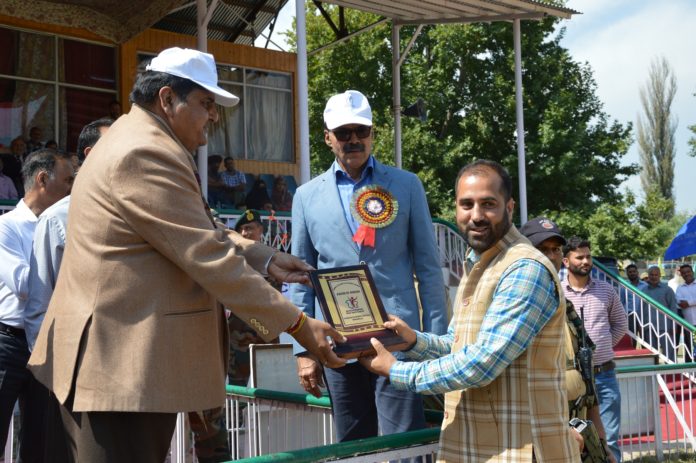Vyas, Kumar inaugurates North Kashmir Sports festival at Baramulla-25-1