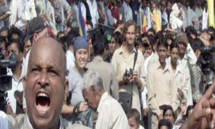 25 Dalits convert to Buddhism in Uttar Pradesh alleging discrimination