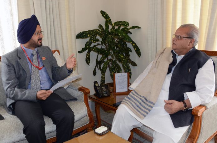 CEO SMVDSB meets Governor