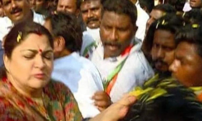 Khushbu Sundar slaps
