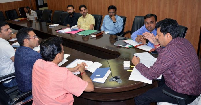 FB76658C-0667-4253-949B-072B69292C8E