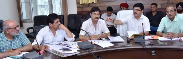Director Agriculture Reviews Kharif Seeds Stocking and various Farmers Welfare Schemes under implementation -10.06.2019