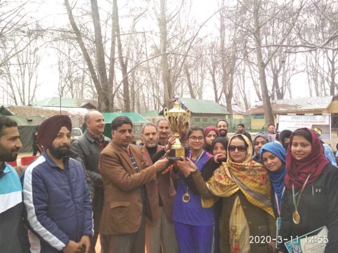 aac1e884-44bd-4873-8631-9aad99929727