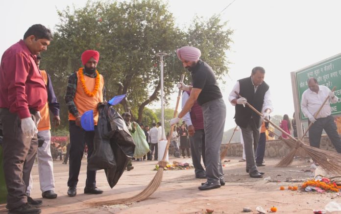 WhatsApp Image 2025-10-28 at 5.00.53 PM (2)